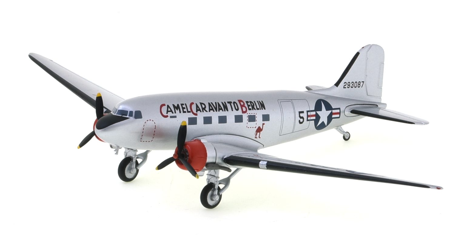 Front port side view of Hobby Master HL1307 - 1/200 scale diecast model of the Douglas C-47A (DC-3) Skytrain, 