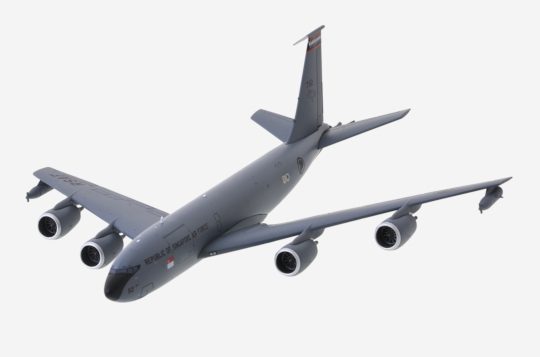 Top view of the 1/200 scale diecast model Boeing KC-135R Stratotanker, #752, 112 Squadron, Republic of Singapore Air Force - Gemini Jets G2SAF746