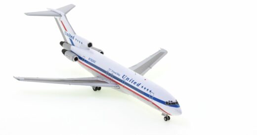 Front starboard side view of the Boeing B727-200 1/200 scale diecast model, registration N7620U in the 1980s, Four-Star Friend Ship livery of United Airlines - Gemini Jets G2UAL346.