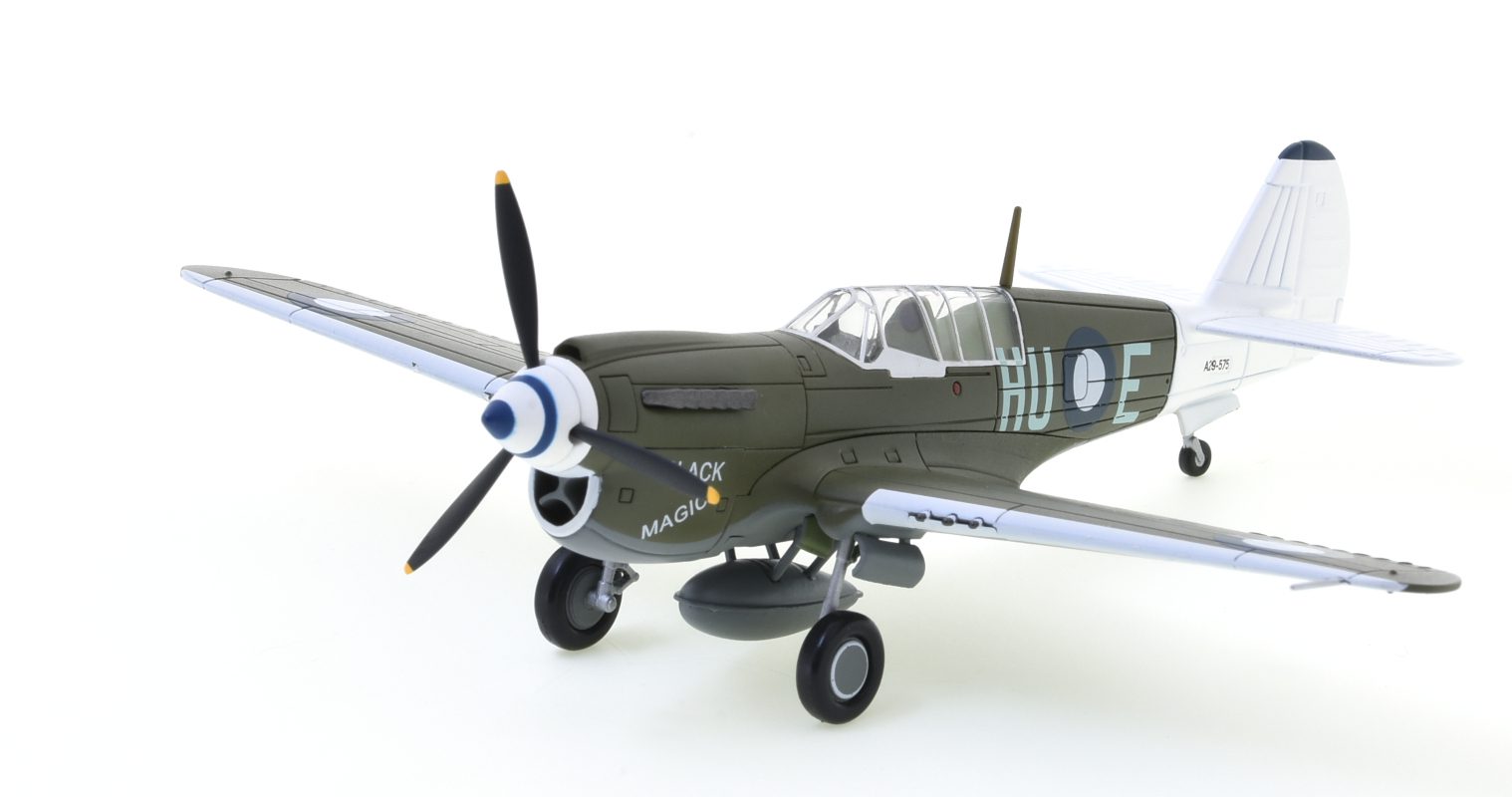 Front port side view of the Curtis Kittyhawk Mk.IV (P-40N Warhawk) 1/72 scale diecast model, s/n A29-575, 