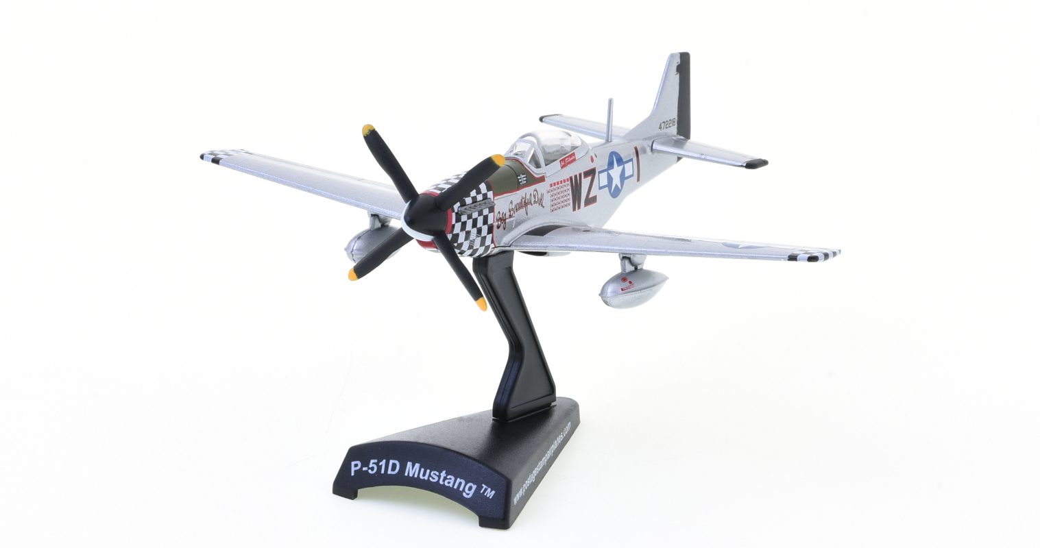 Front port side view of Postage Stamp Collection PS53428 - 1/100 scale diecast model North American Aviation P-51D Mustang 
