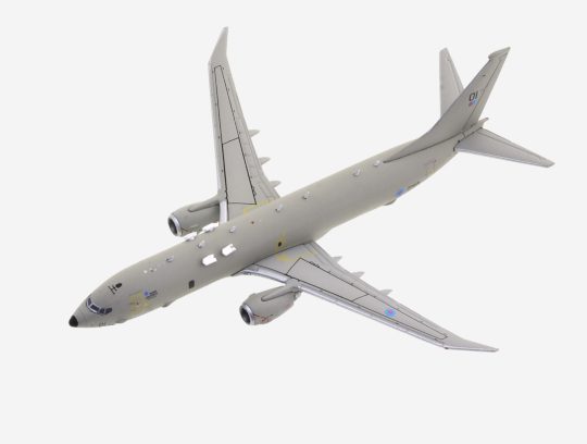 Top view of Gemini Jets GMRAF100 - 1/400 scale diecast model Boeing Poseidon MRA1, (P-8A), "Pride of Moray", No.120 Sqn, RAF, RAF Kinloss, Scotland, 2020.