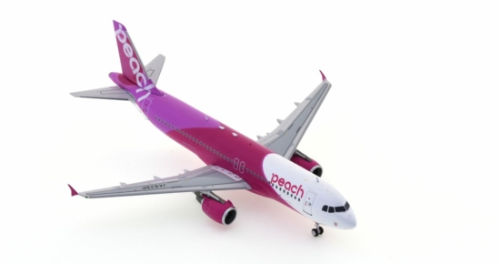 Front starboard side view of the 1/200 scale diecast model Airbus A320-200 of registration JA828P in Peach Aviation livery - JFox JF-A320-037