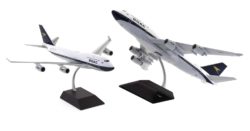 Image showing model on displaystand, Boeing 747-400 1/200 scale diecast model registration G-BYGC in British Airway's BOAC retro livery - Gemini Jets G2BAW834