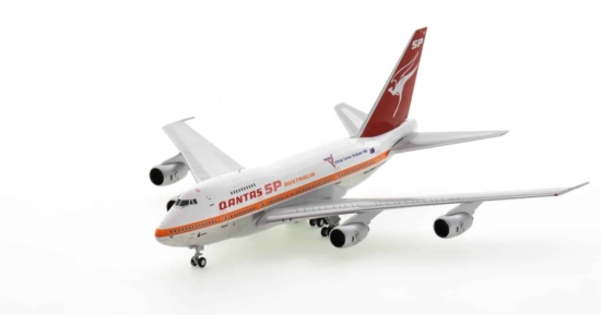 Front port side view of the 1/400 scale diecast model B747SP registration VK-EAB, in Qantas livery with “Official Carrier Brisbane 1982” Commonwealth Games titles, 1982.