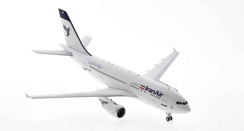 Front starboard side view of Inflight B-310-IR-0820 -  Airbus A310-300 1/200 scale diecast model, registration EP-IBK in Iran Air livery.