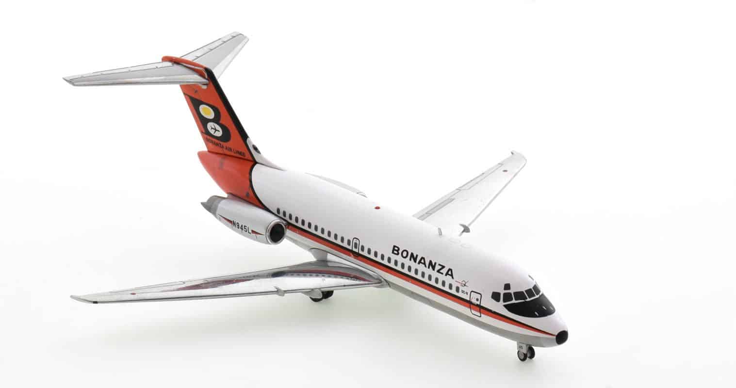 Front starboard side view of Gemini Jets G2BZA480 - 1/200 scale diecast model of the McDonnell Douglas DC-9-11 registration N945L in Bonanza Airlines livery.
