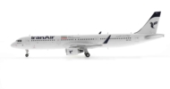 Port side view of the 1/200 scale diecast model Airbus A321-200, registration EP-IFA in Iran Air livery - JC Wings LH2IRA246 / LH2246