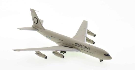 Front starboard side view of Inflight200 IF707OME707 - 1/200 scale diecast model of the Boeing KC-707, an ex B707-320C, registered N707MQ in Omega Air Refueling Services livery.