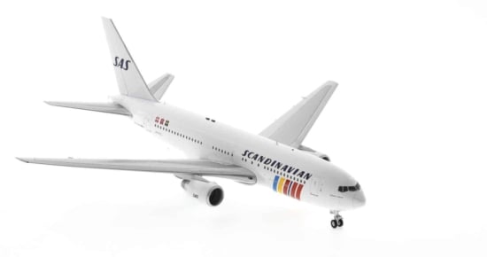 Front starboard side view of Inflight200 IF762SK0721 - 1/200 scale diecast model Boeing 767-200ER, named "Freydis Viking", registration LN-RCC in Scandinavian Airlines (SAS) livery.