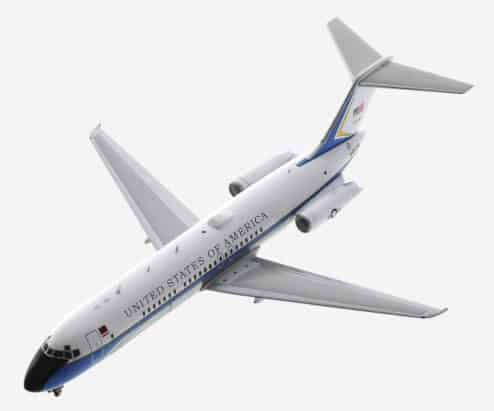 Top view of Inflight200 IFVC9USAF81 - 1/200 scale diecast model of the McDonnell Douglas C-9C registration N681AL,  United States Department of State Air Wing.
