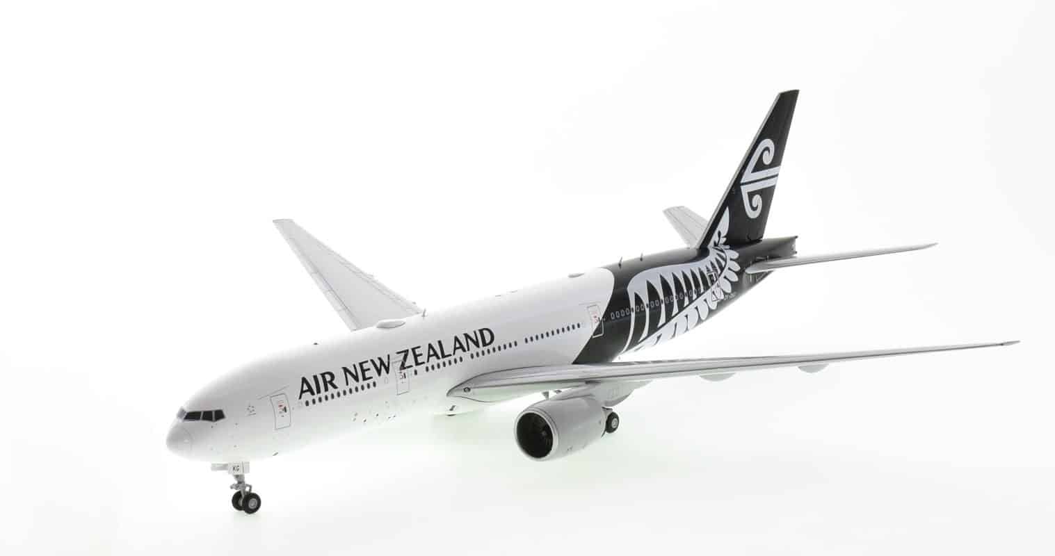 Front port view of JC Wings JC2ANZ0031 / XX20031 - 1/200 scale diecast model Boeing 777-200ER registration ZK-OKG in Air New Zealand's 