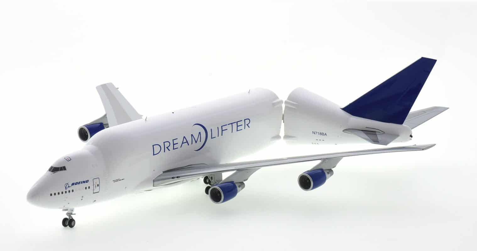 Front port side view with tail open, Gemini Jets G2BOE1003 - 1/200 scale diecast model of the Boeing 747-47LCF Dreamlifter with opening fuselage, registration N718BA, in Boeing livery