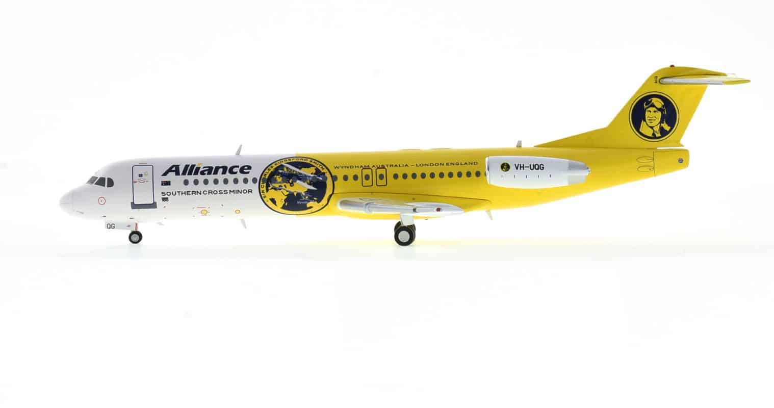Port side view of Gemini Jets G2UTY987 - 1/200 scale diecast model of the Fokker 100, registration VH-UQG in Alliance Airlines 