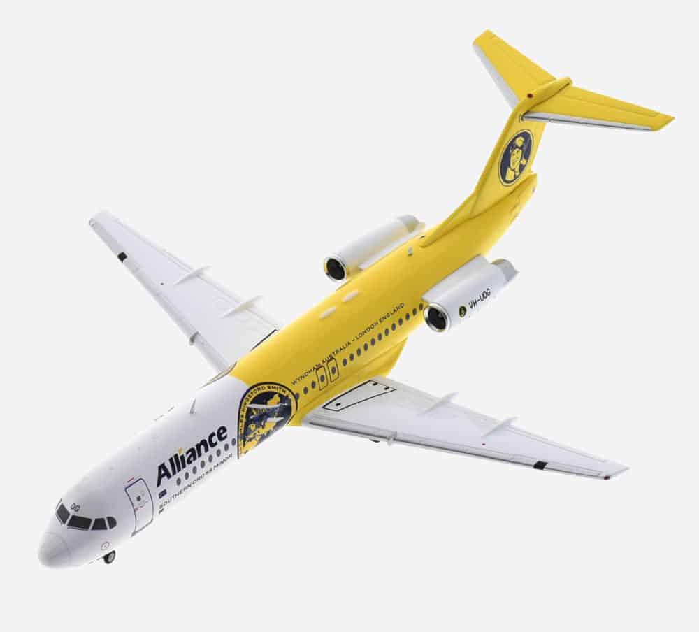 Top view of Gemini Jets G2UTY987 - 1/200 scale diecast model of the Fokker 100, registration VH-UQG in Alliance Airlines 