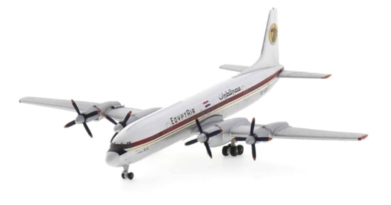 Front port side view of the Ilyushin Il-18D 1/400 scale diecast model of  registration SU-AOYL, Egyptair, circa the early 1970s - AeroClassics AC411098