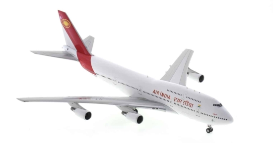 Front starboard side view of the Boeing 747-300M 1/200 scale diecast model of registration VT-EPX named "Narasimha Varman" in Air India livery, circa 1990 - Inflight200 IF743AI0522
