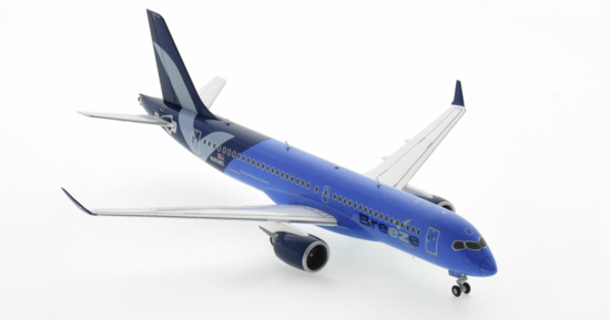 Front starboard side view of the 1/200 scale diecast model Airbus A220-300 (Bombardier CS300) of registration N203BZ in Breeze Airways livery - Gemini Jets Gemini200 G2MXY1072