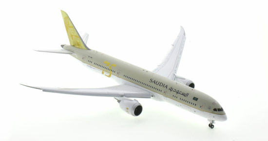 Front starboard side view of the 1/200 scale diecast model Boeing 787-9 Dreamliner with flaps down, registration HZ-ARE, in Saudia  75th Anniversary livery with the "Golden Leadership" tail logo, 2021 - JC Wings LH2SVA337A / LH2337A