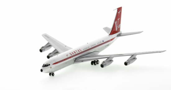 Front port side view of the 1-200 scale diecast model of the Boeing 707-338C, a B707-320C, named "City Of Woollongong", registration VH-EBR in Qantas " V-Jet" livery, circa 1970 - Inflight200 IF707QF0522P