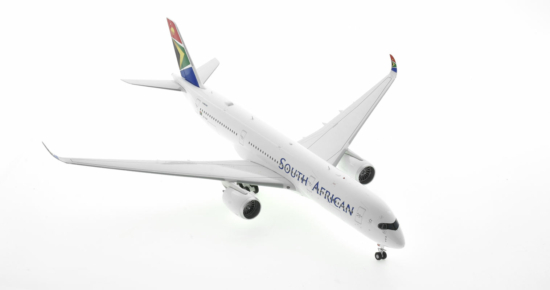Front starboard side view of the 1/200 scale diecast model A350-900 of registration ZS-SDF in South African Airways (SAA) livery - Inflight200 IF359SAA05