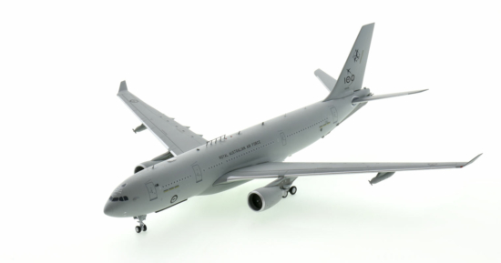 Front port side view of the 1/200 scale diecast model Airbus KC-30 (A330 MRTT), s/n A39-004, No. 33 Sqn with the RAAF's "100 Years" tail logo - JFox JF-A330-2-008