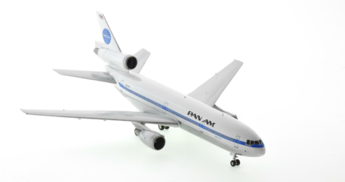 Front starboard side view of the 1-200 scale diecast model McDonnell Douglas DC-10-30 named "Clipper Aurora", registration N82NA in Pan Am livery, circa the early 1980s - Inflight200 IFDC10PA0822P
