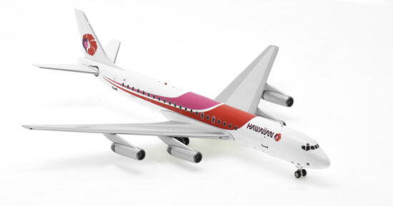 Frontstarboard side view of the 1/200 scale diecast model Douglas DC-8-62H-CF, registration N3931A in Hawaiian Airlines livery circa 1990. - Inflight200 IF862HS0962