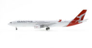 Port side view of the 1/400 scale diecast model of the Airbus A330-300, registration VH-QPH, Named "Noosa" in Qantas Airways livery - GJQFA2161