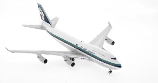 Front starboard side view of the 1/200 scale diecast model of the Boeing 747-400, registration ZK-SUI in Air New Zealand livery, circa the late 1990s - IF744NZ0423