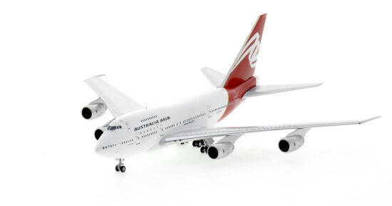 Front port side view of the 1/400 scale diecast model of the Boeing 747SP, registration VH-EAB, named "City of Traralgon" in Australia Asia Airlines livery - NG Models NG07036