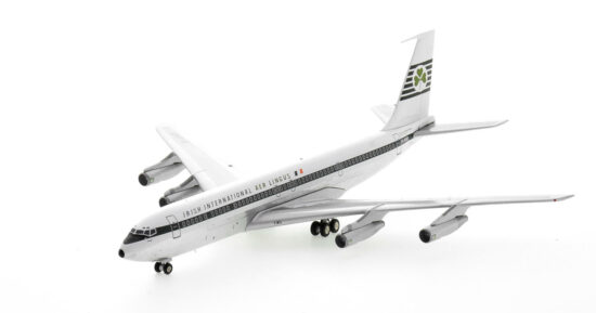 Front port side view of the 1/200 scale diecast model of the Boeing 707-320C registered EI-ANO in Aer Lingus livery circa the late 1960s - Inflight200 IF707EI0923P