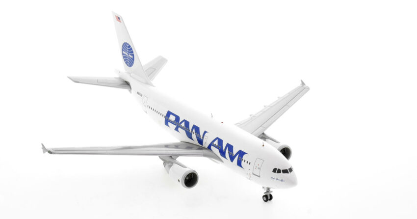 Front starboard side view of the 1/200 scale diecast model of the Airbus A310-300 registration N824PA, named "Clipper Golden Rule" in Pan American World Airways (Pan Am) livery, circa 1990 - JC Wings JC2PAA291 / XX2291 