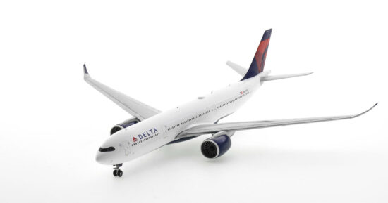 Front port side view of the 1/200 scale diecast model of the Airbus A330-900 NEO registration N407DX in Delta Air Lines livery - Gemini Jets G2DAL1110