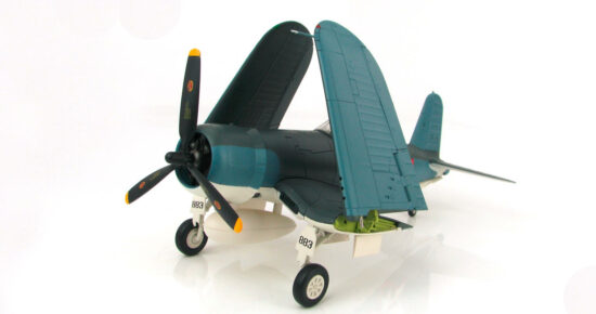 Front port side view with wings in folded position, 1/48 scale diecast model Chance Vought F4U-1A Corsair "White 883" named Martha of VMF-214 "Black Sheep", USMC 1943 - Hobby Master HA8218