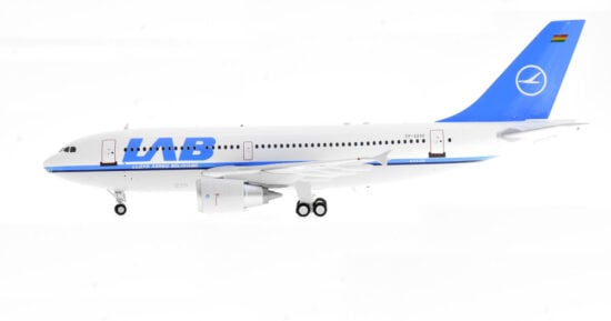 Port side view of the 1/200 scale diecast model of the Airbus A310-300 registration registration CP-2232 in Lloyd Aéreo Boliviano (LAB Airlines) livery, circa 2000 - El Aviador EAV2232