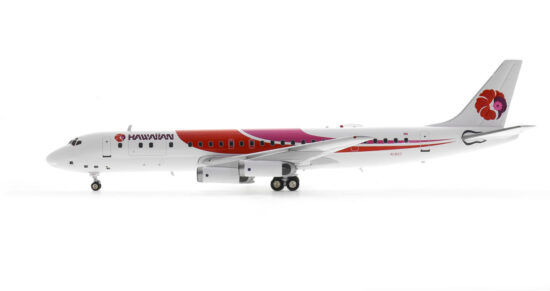Port side view of the 1/200 scale diecast model Douglas DC-8-62CF registration N1807 in Hawaiian Airlines livery circa the late 1980s - Inflight200 IF862HS0823