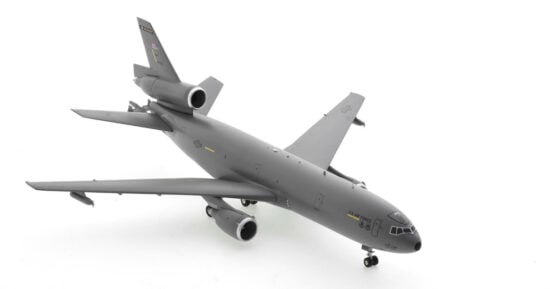 Front starboard side view of the 1/200 scale diecast model McDonnell Douglas KC-10A Extender serial number 79-0433 of the 305th Air Mobility Wing, United States Air Force - Inflight200 IFKC10USAF433