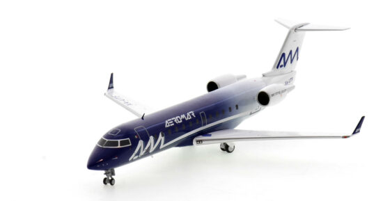 Front port side Top view of the 1/200 scale diecast model of the Bombardier CRJ200ER, registration XA-UTF, in Aeromar livery - NG Models 52057 