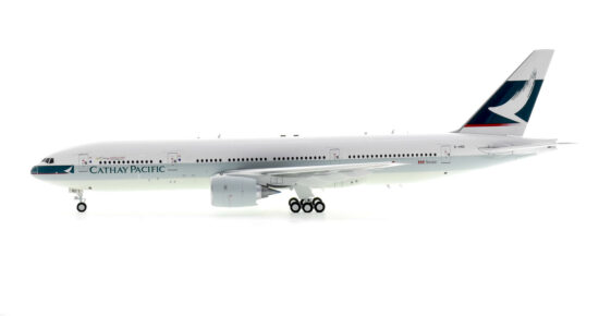 Port side view of the 1/200 scale diecast model of the Boeing 777-200, registration B-HND in Cathay Pacific livery - White Box Models WB-777-2-006